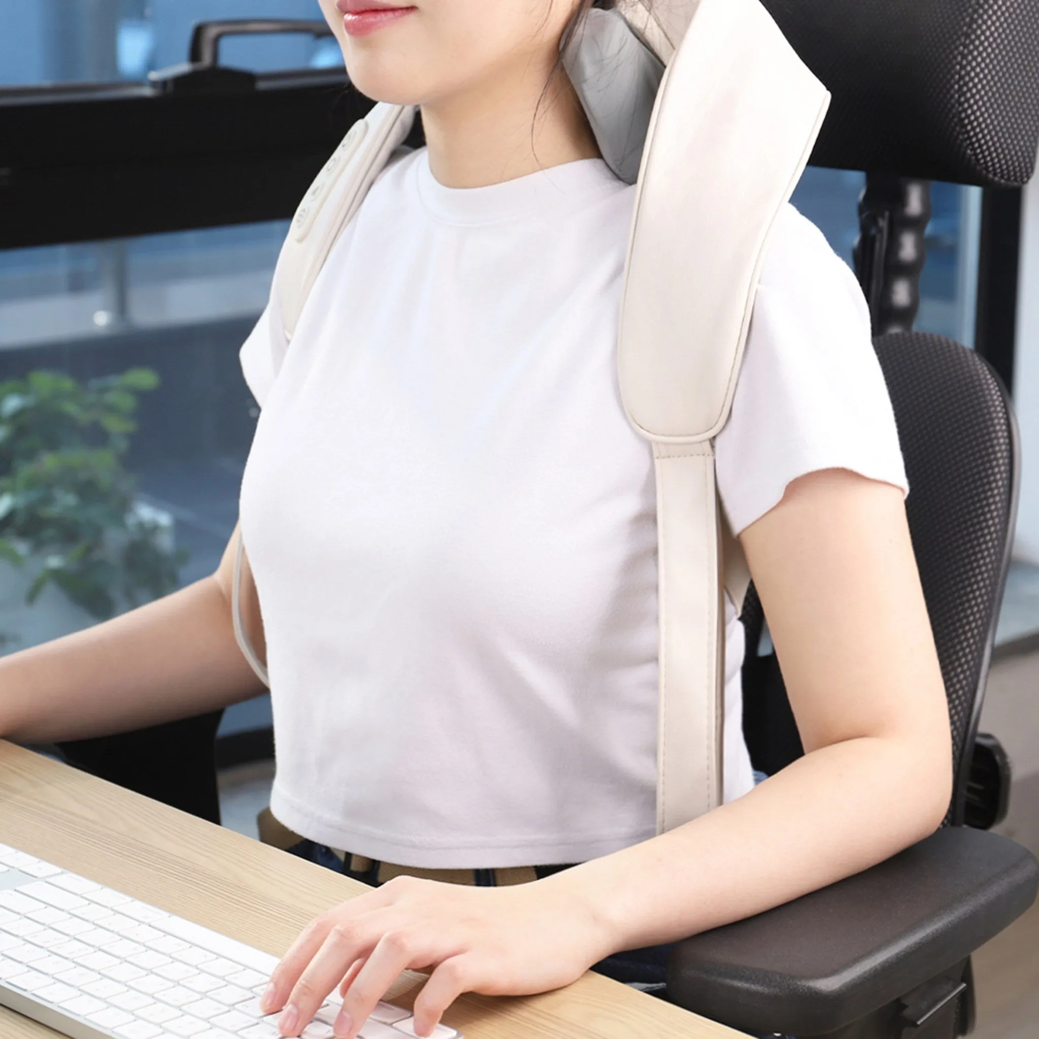 Home Planet Lightweight Wireless Neck and Shoulder Massager Gift Set - 🏆 #82 - Electronics - Best of December