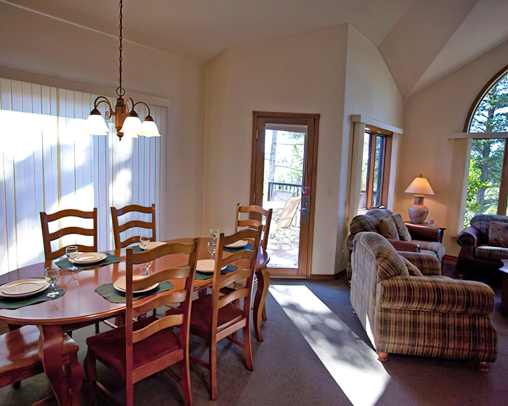 Nenastako Village at Meadow Lake