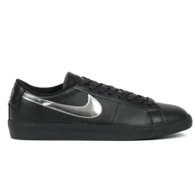 NIKE SB X DANCER SKATEBOARDS BLAZER LOW QUICKSTRIKE -BLACK/METALLIC SILVER-BLACK