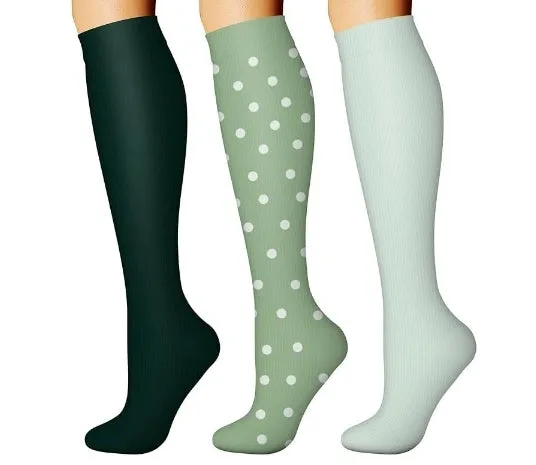 ROYALUCK 3 Pairs Compression Socks for Women & Men Circulation 15-20 mmHg