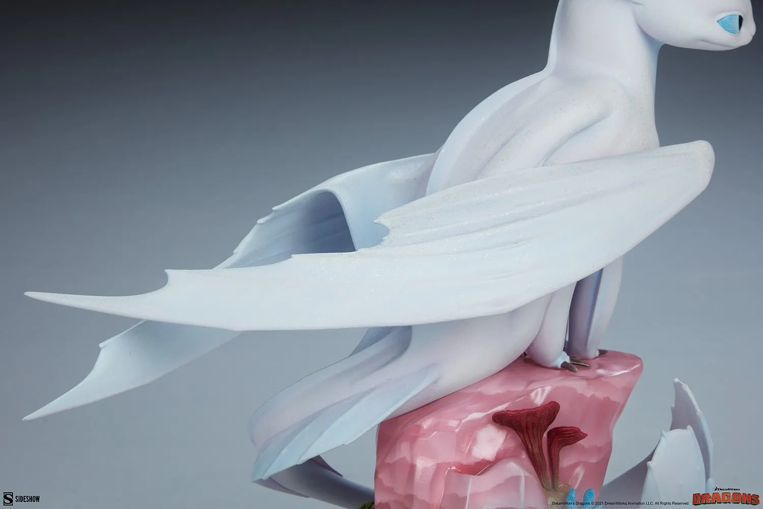 Sideshow Collectibles How to Train Your Dragon Light Fury Statue