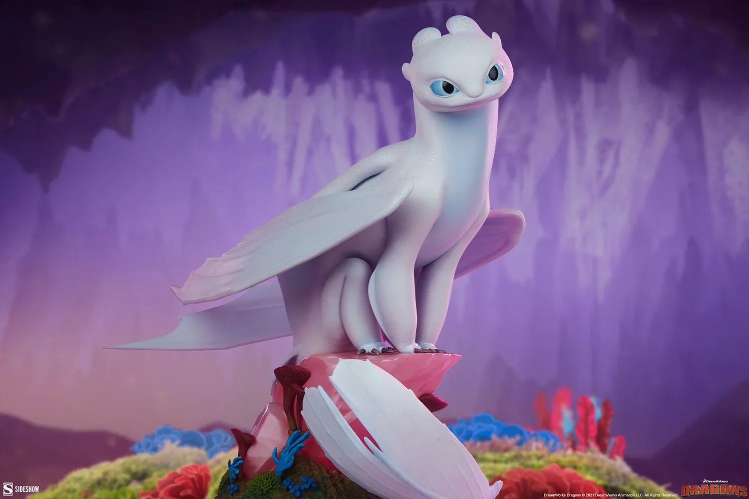 Sideshow Collectibles How to Train Your Dragon Light Fury Statue