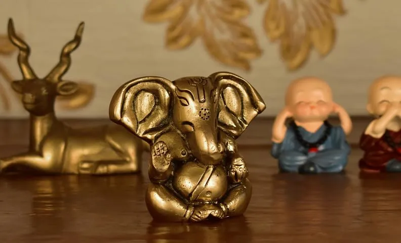White Whale Small Large Ear Ganesha Seated | Brass Statue